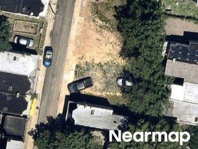 N Newkirk St