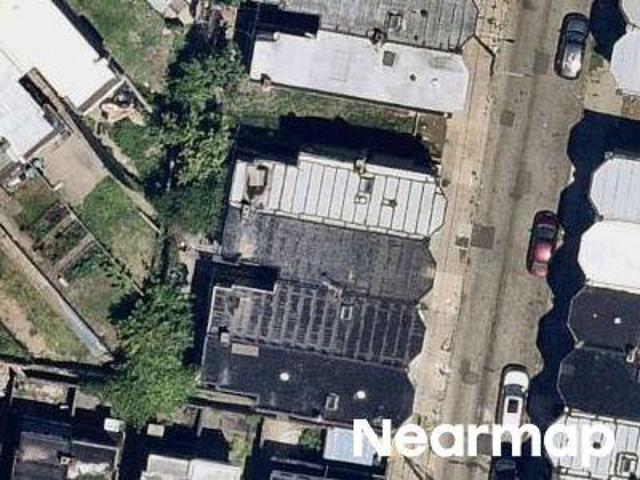 N Newkirk St