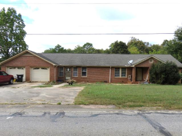 N Norris Dr