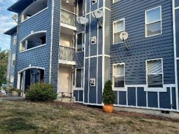 N Oak Harbor St Apt A201