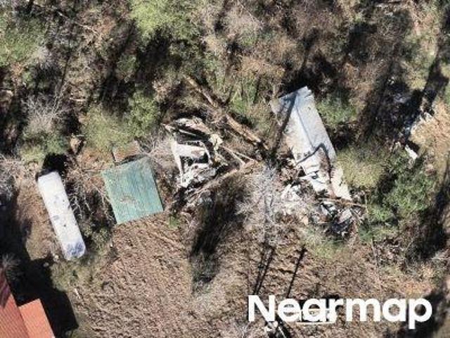 N Oak Lee Dr
