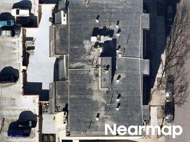 N Ogden St