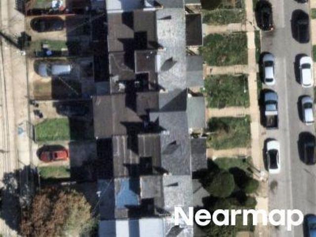 N Augusta Ave