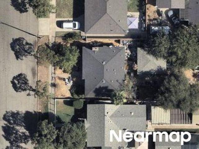 N Alameda Ave