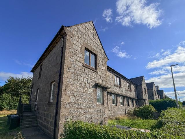 N Anderson Drive, Hilton, Aberdeen AB16, 3 bed flat to rent, £850 pcm | PrimeLocation