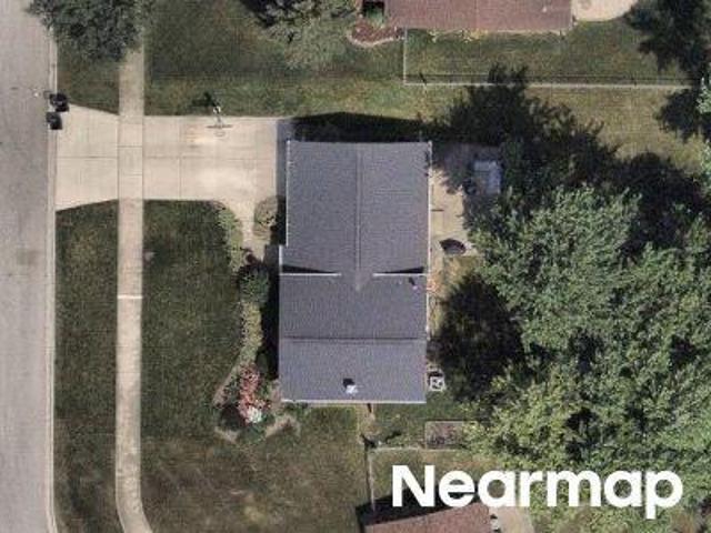 N Apple Tree Ct