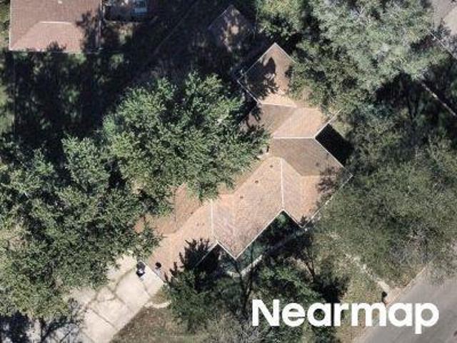 N Bunker Hill Dr