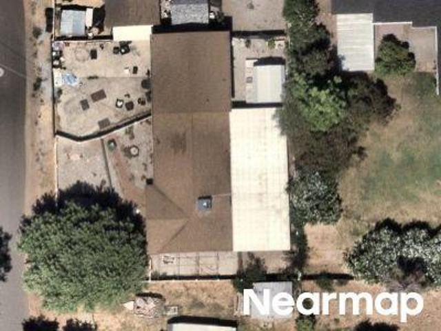 N Bailey Dr