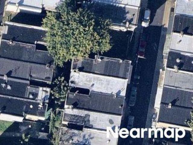 N Bancroft St