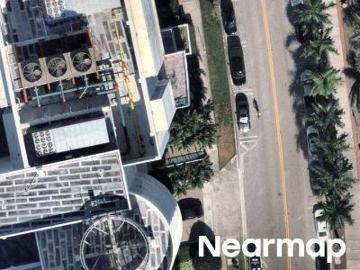 N Bayshore Dr
