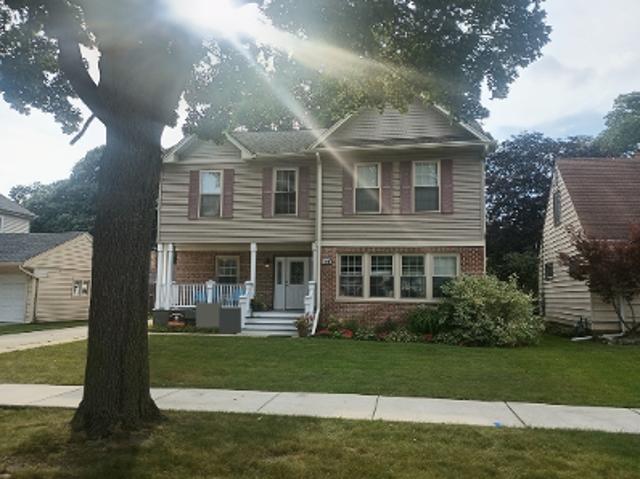 N Beverly Ln