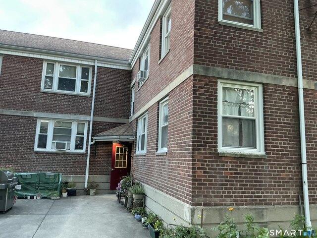 N Bishop Ave Apt,bridgeport, Condo For Sale