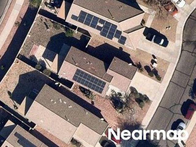 N Briarwood Dr