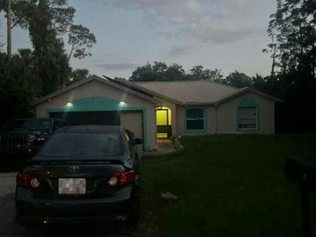 N Brickell Dr