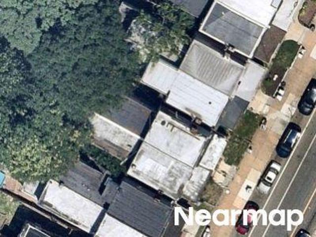 N Broom St