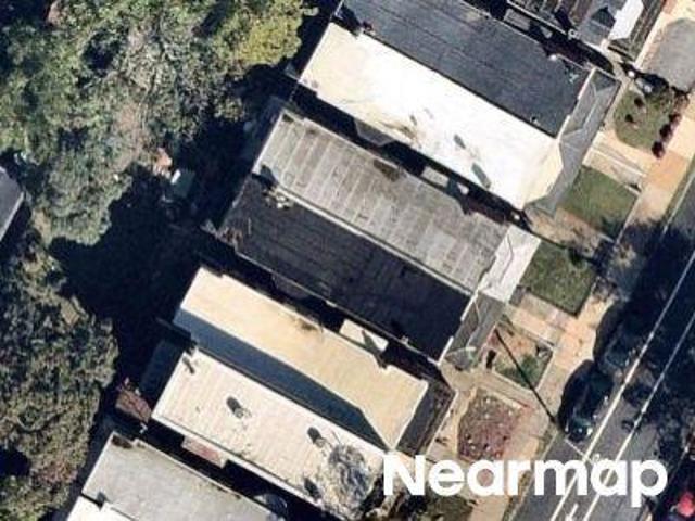 N Broom St