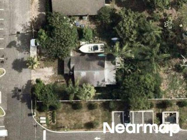 N Cumberland Ave