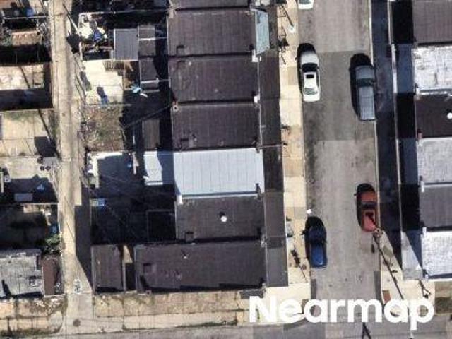 N Curley St