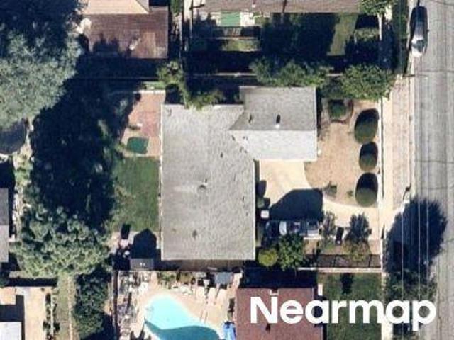 N Cypress St