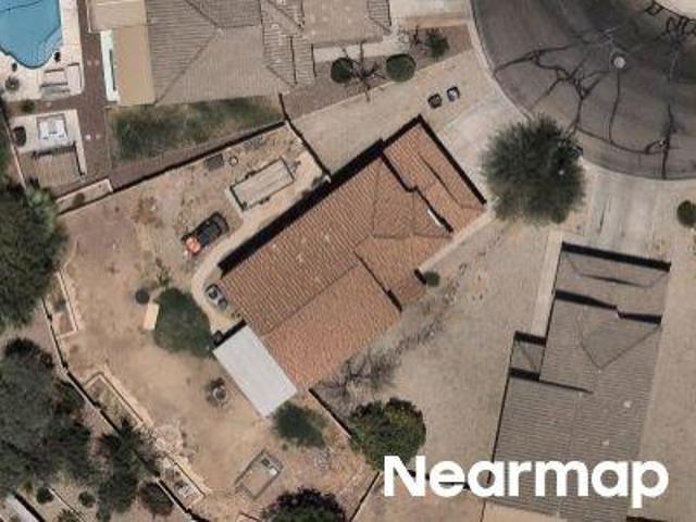 N Cactus Dr