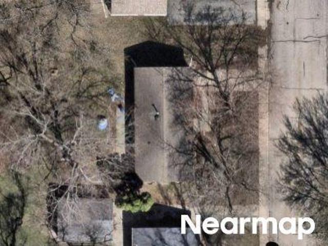 N Cambridge Dr