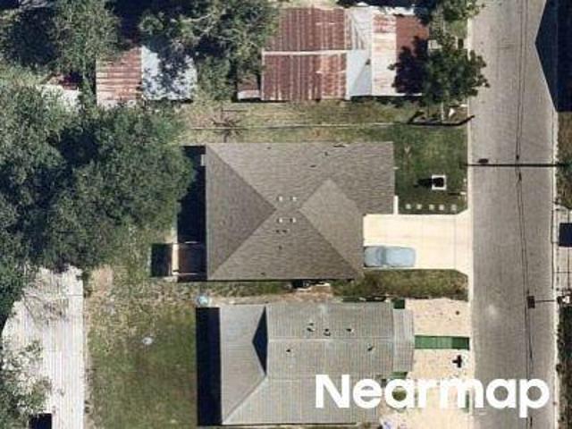 N Camp St