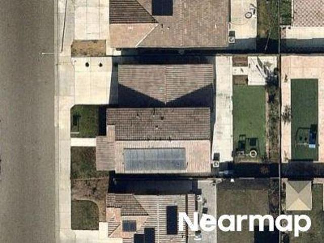 N Casey Ave