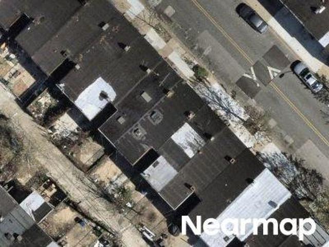 N Carey St