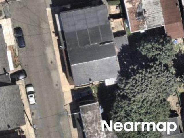 N Catherine St