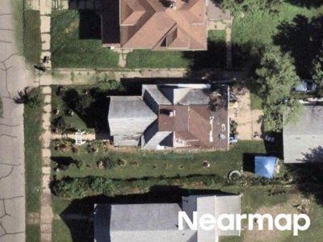 N Center St