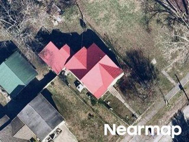 N Chamberlain Ave
