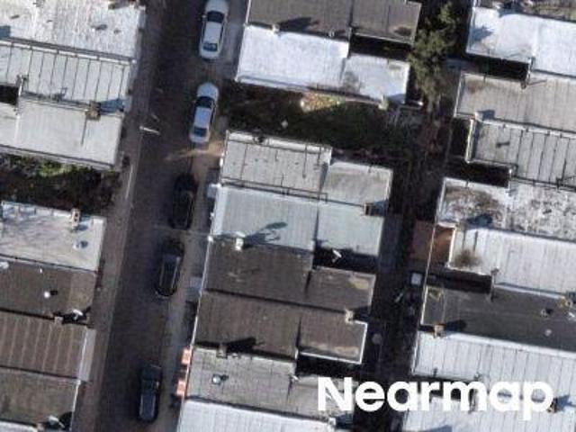 N Chadwick St