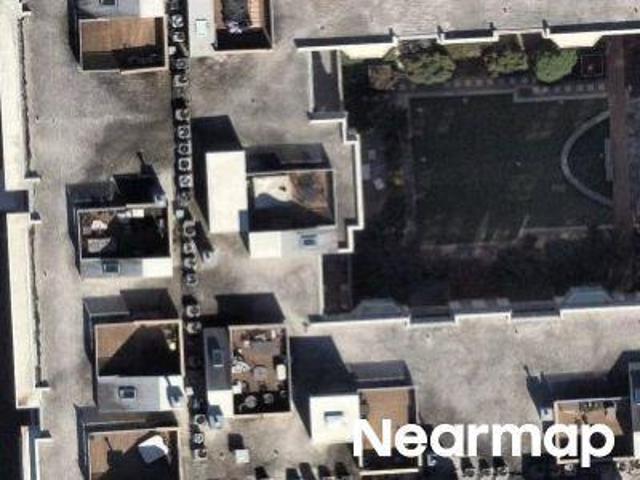 N Charles St