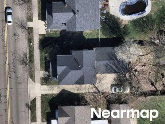 N Cherry St