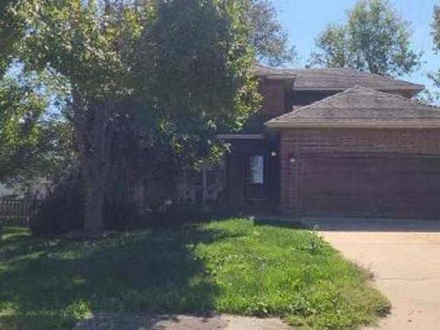 N Cherrywood Ave