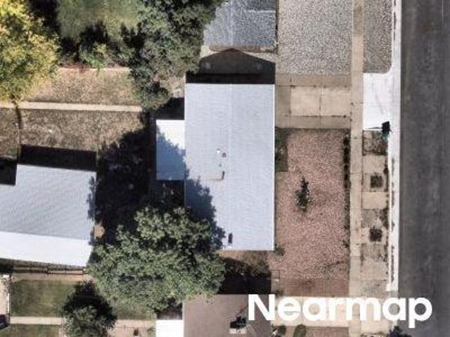 N Circle Dr