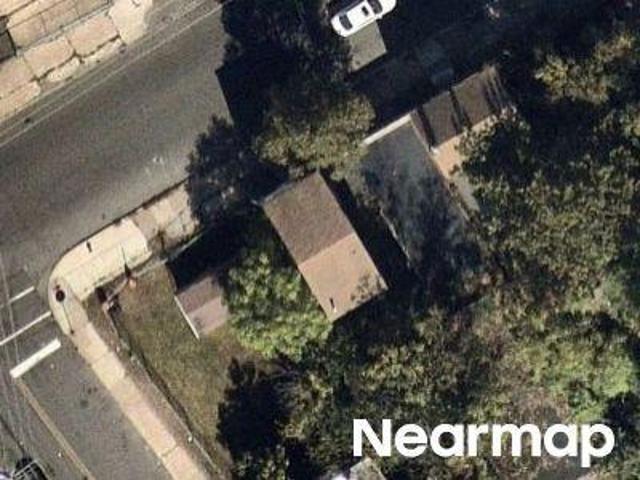 N Clinton Ave