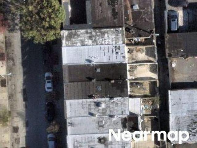 N Clinton St