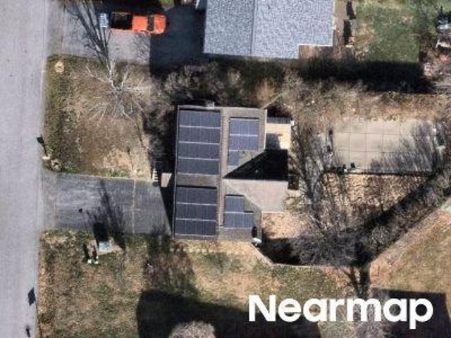 N Colonial Dr