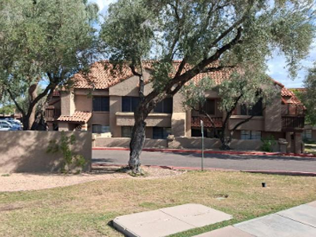 N College Ave Unit G225
