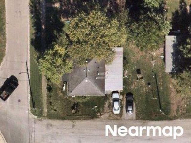 N Commercial St