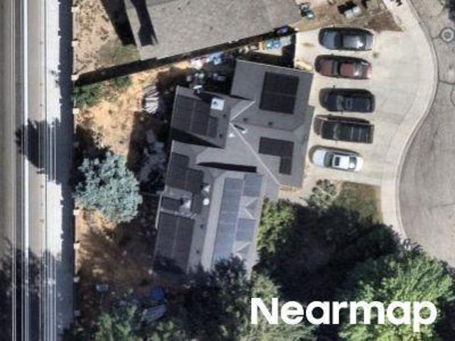 N Creswell Pl