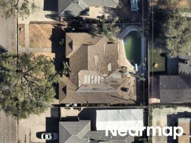 N Crescent St