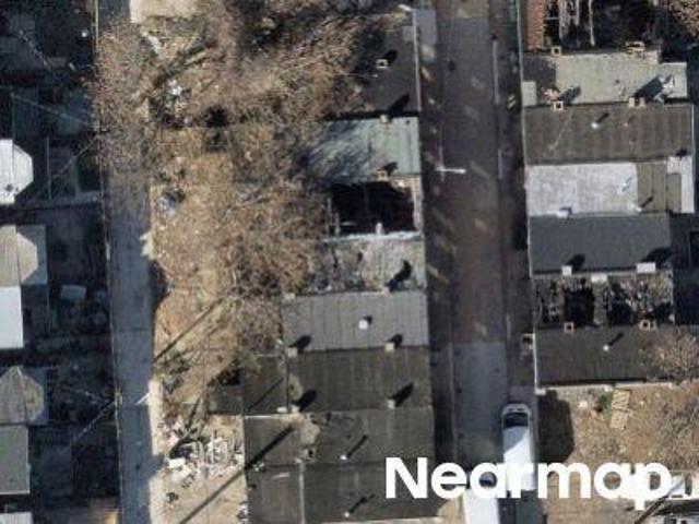 N Dallas St