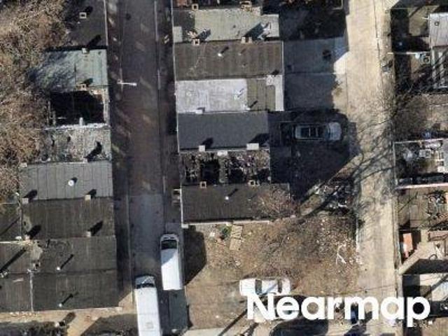 N Dallas St