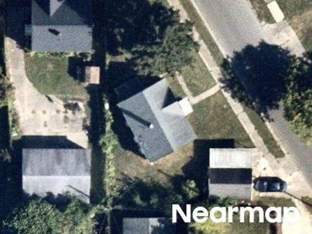 N Decker Ave