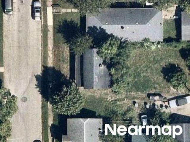 N Dearborn St