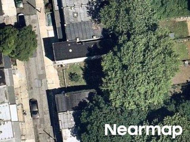 N Dekalb St
