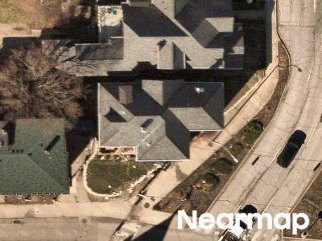 N Delaware St
