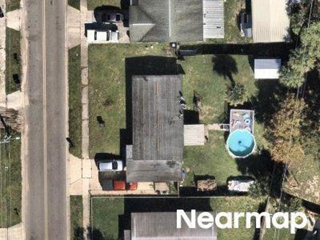 N Deleon Ave